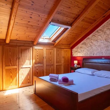 Stone House Ferienhaus