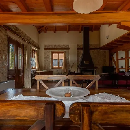 Stone House Ferienhaus